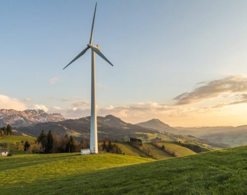 wiatraki - oze - ustawa wiatrakowa